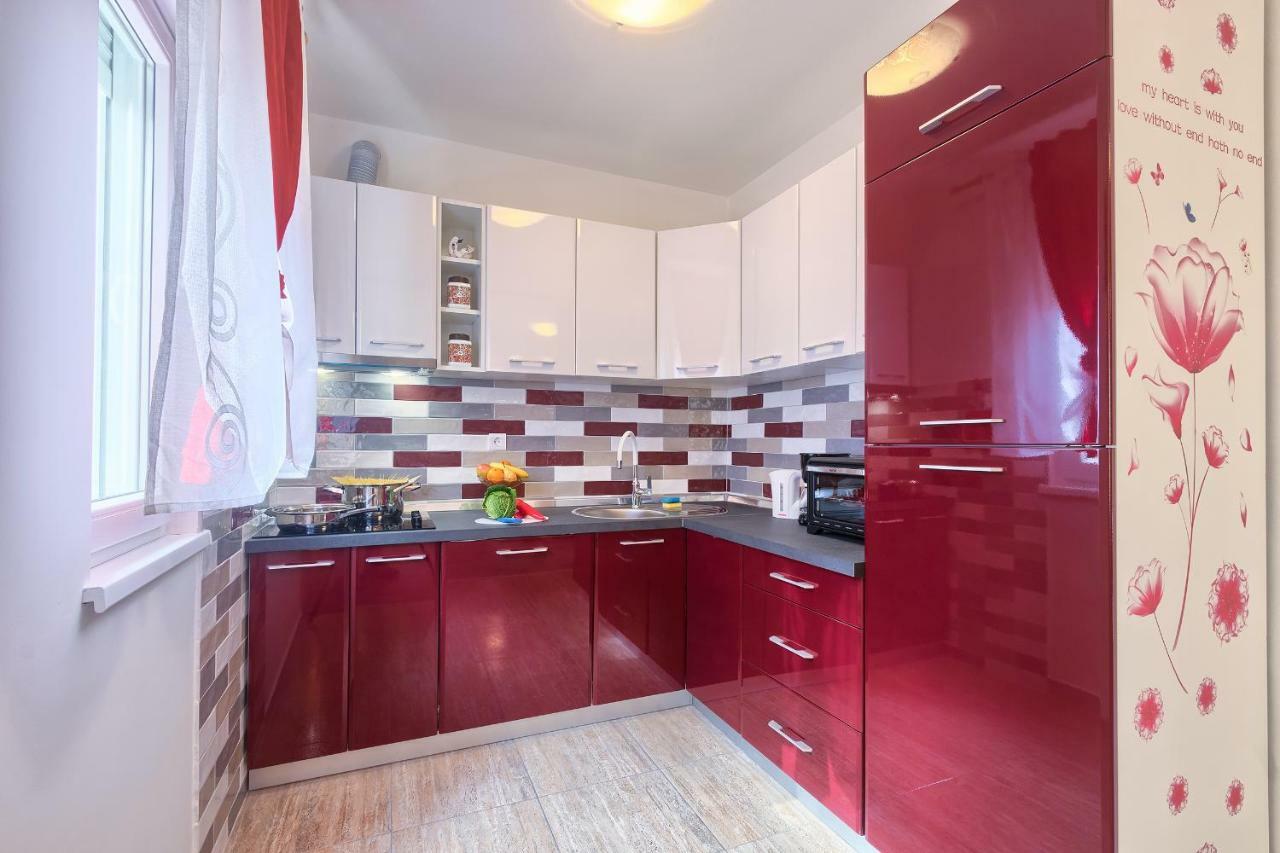 Apartman Modry Пула Экстерьер фото